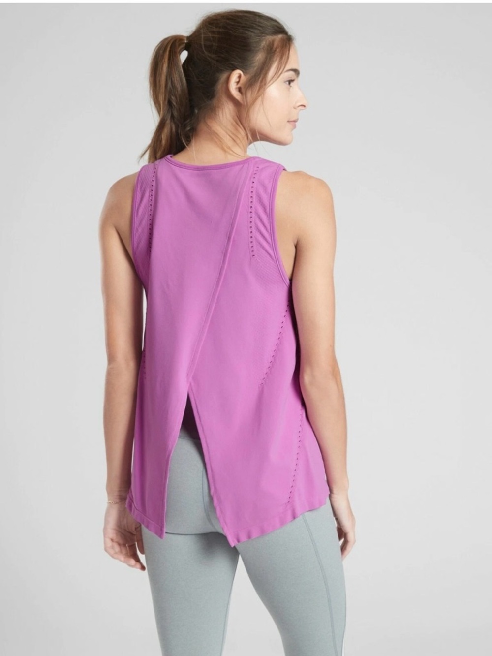 Athleta Split-Back Performance Tank in Orchid Pink